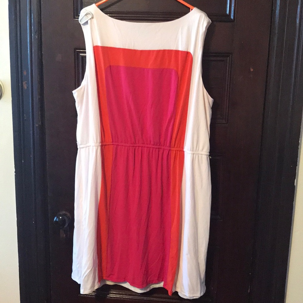 Color Block Dress - Picture 2 of 5